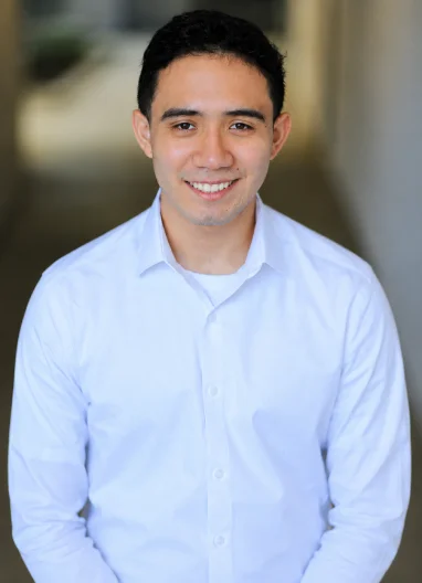 Kenneth De Leon 